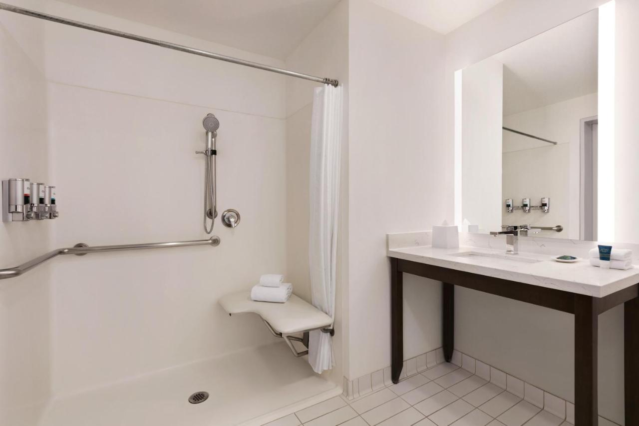 Four Points By Sheraton Sacramento Airport Exterior photo